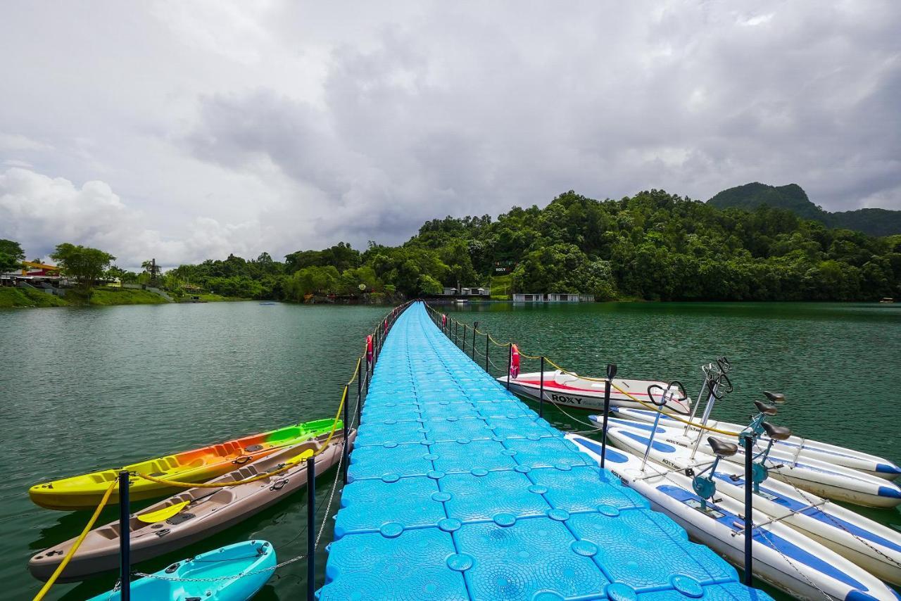 Roxy Tasik Biru Resort City Bau 外观 照片