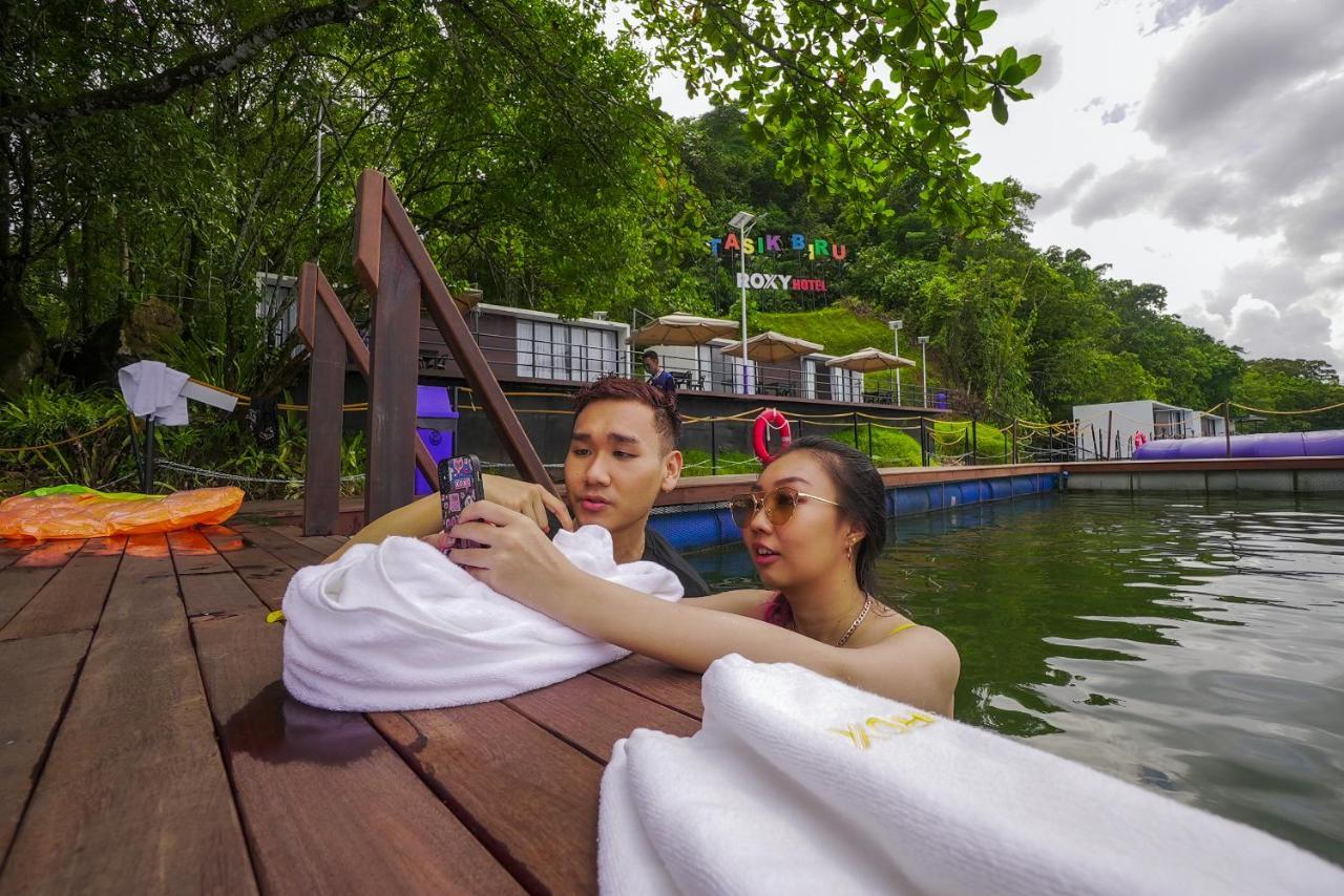 Roxy Tasik Biru Resort City Bau 外观 照片
