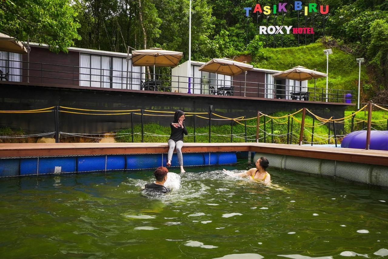 Roxy Tasik Biru Resort City Bau 外观 照片