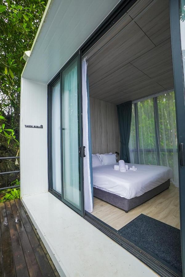 Roxy Tasik Biru Resort City Bau 外观 照片