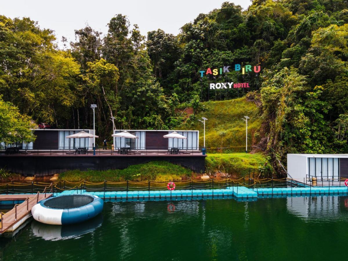 Roxy Tasik Biru Resort City Bau 外观 照片