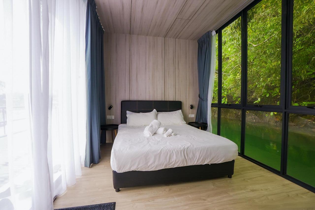 Roxy Tasik Biru Resort City Bau 外观 照片