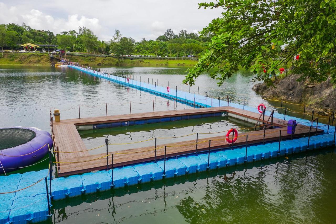 Roxy Tasik Biru Resort City Bau 外观 照片