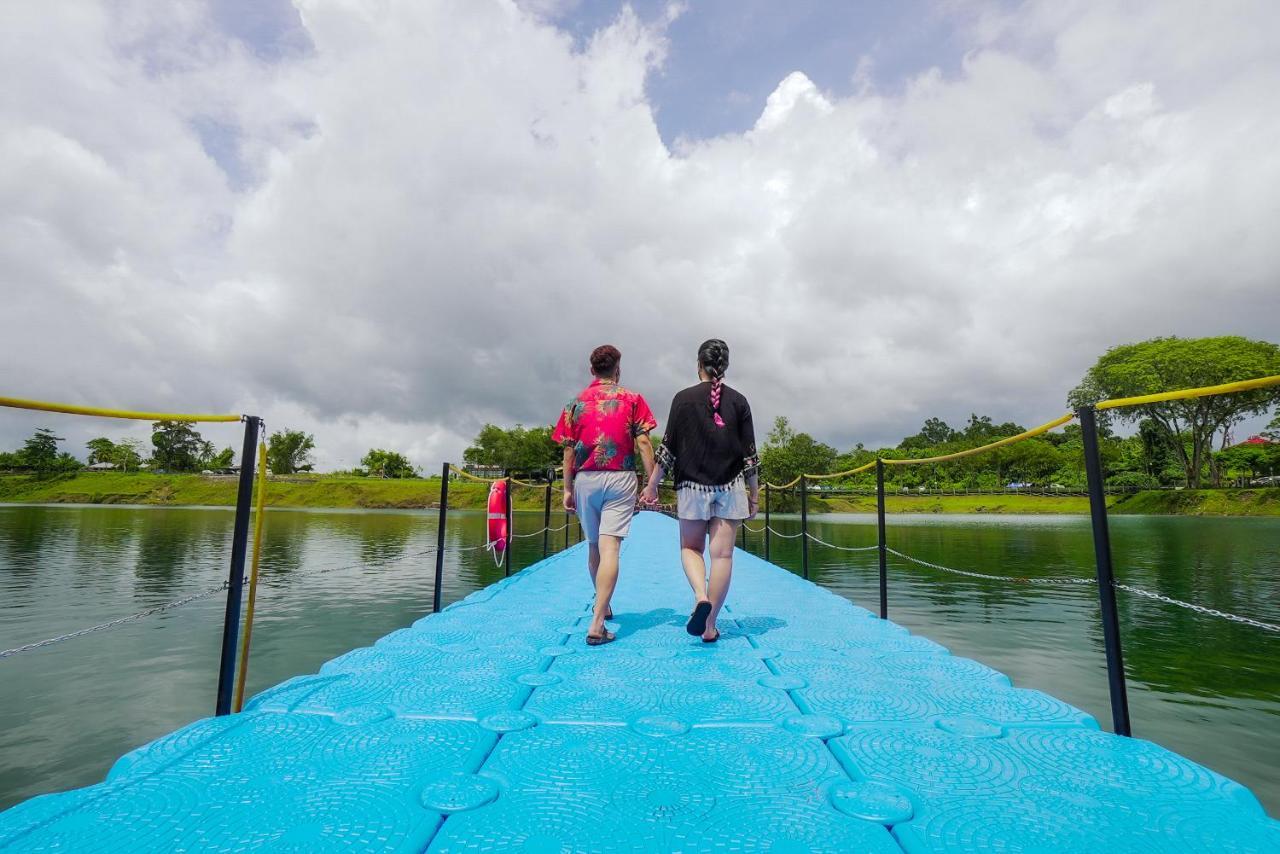 Roxy Tasik Biru Resort City Bau 外观 照片